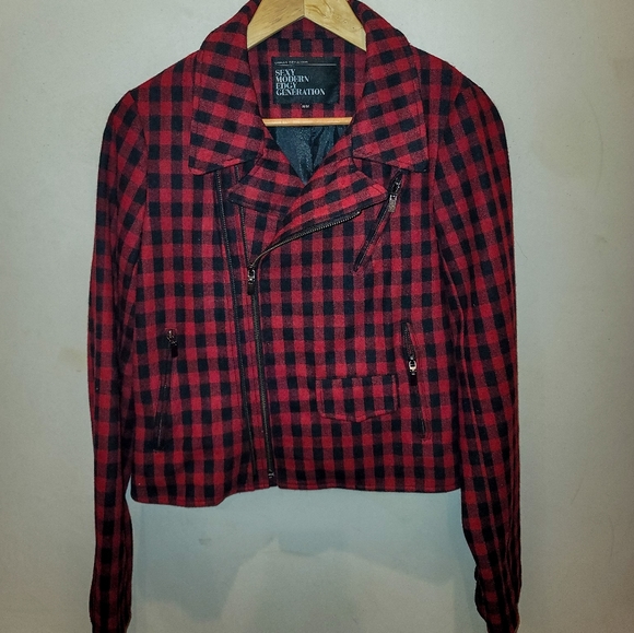 Urban Behavior Red Plaid Fitted Sleek Jacket - Picture 3 of 11